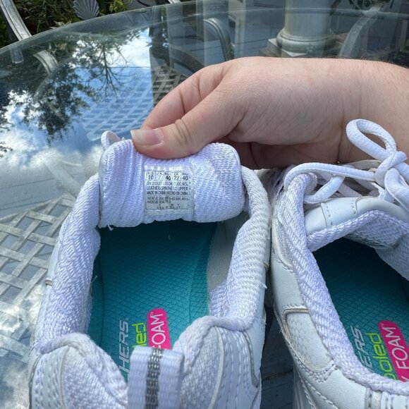 Sketchers D’Lites white size 10 women’s - Picture 3 of 13